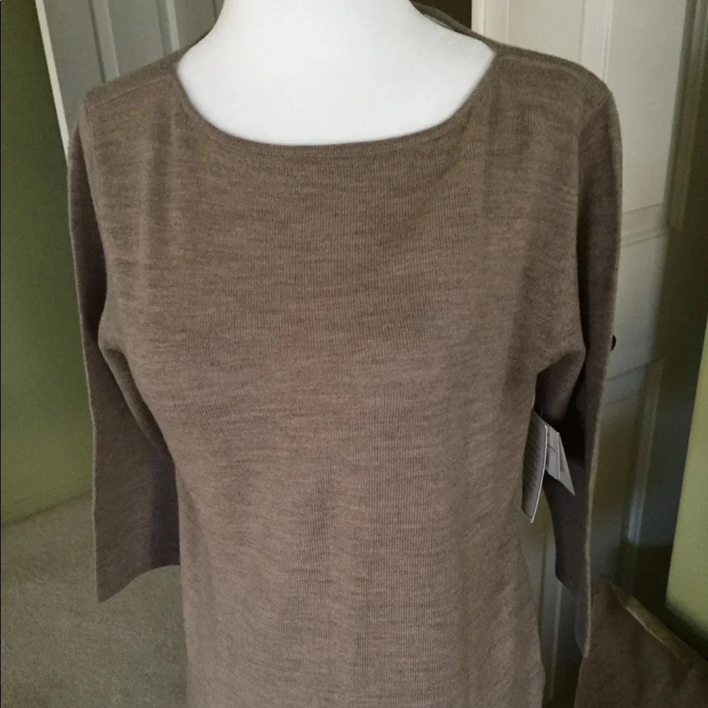 Valerie Stevens Italian Wool Sweater..NWT